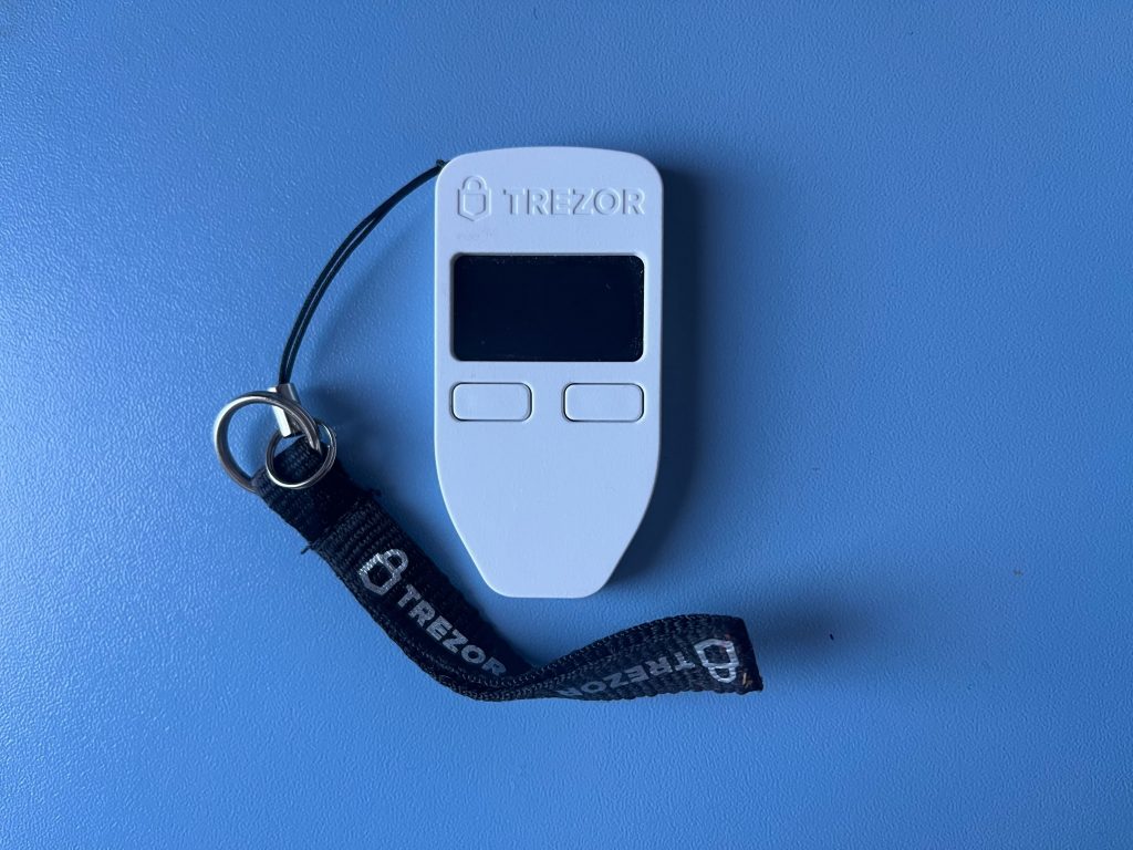 Trezor One devoce photo